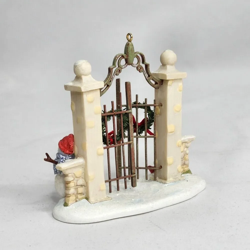 2007 Hallmark Keepsakes The Park Gates Winter Park Christmas Ornament Snowman